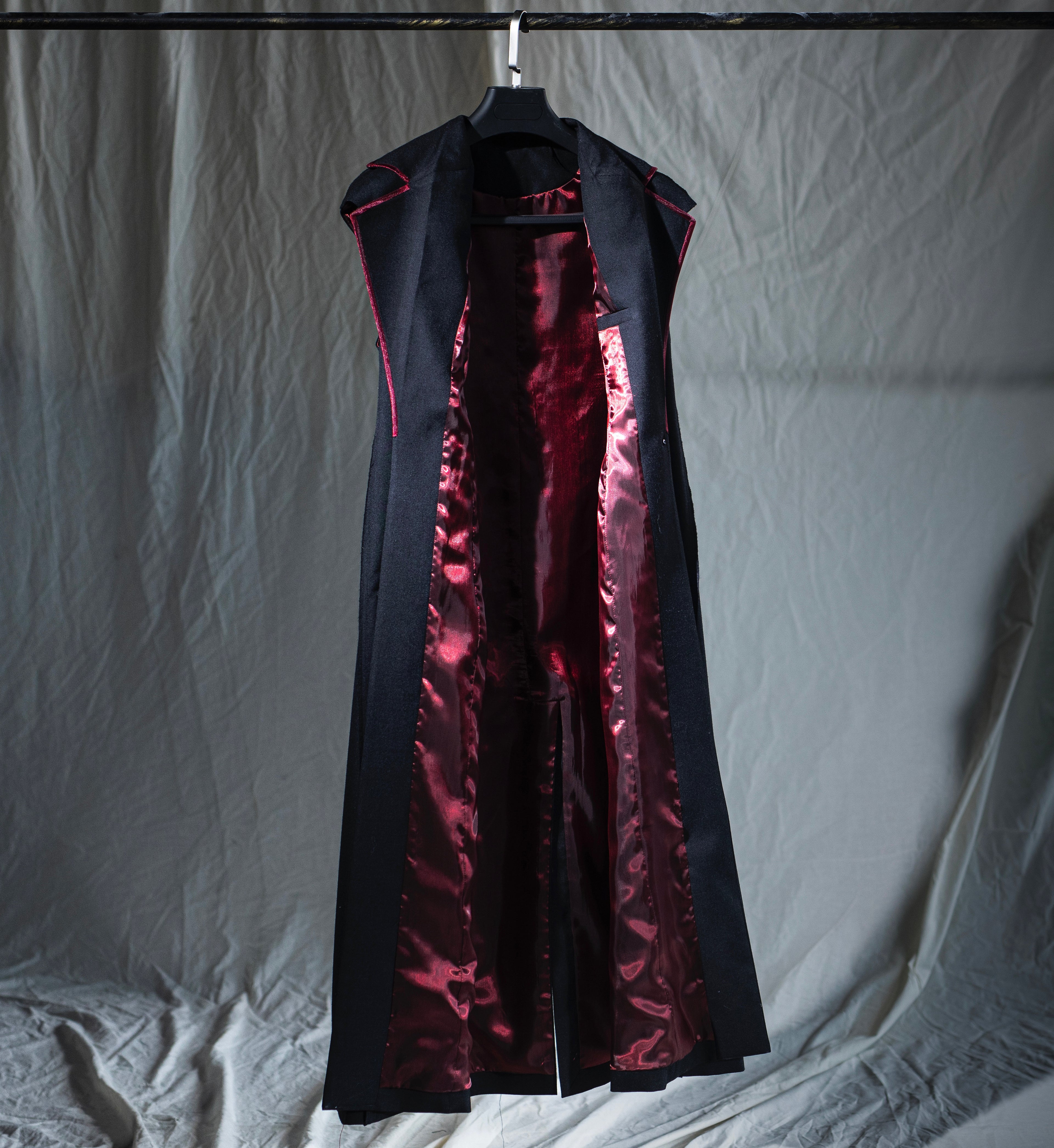 Sleeveless Trench Coat